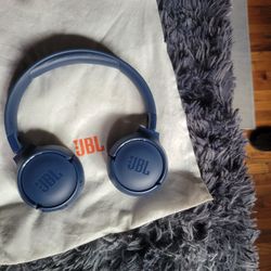 JBL Headphones BLUE Bluetooth 