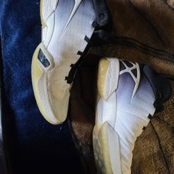 J's