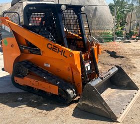 2022 Gehl RT105 Compact Track Loader