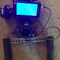 Canon Eos  Set With Monitor, Rode Mic