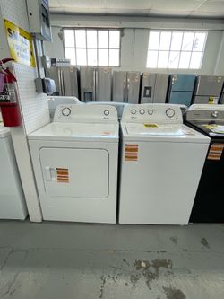 Amana Set 3.8 Cu Ft Capacity Washer and Dryer Gas Top Load White