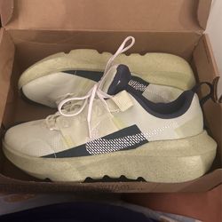 Nike Shoes Men Or Women 