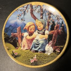 The Bradford Exchange 1999 Hummel Season Of Joy March Perpetual Calendar NIB 5.75”