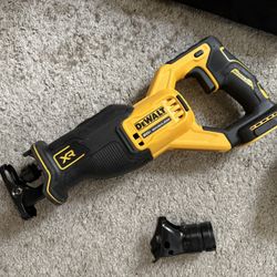 Dewalt Saw Saw NEW 