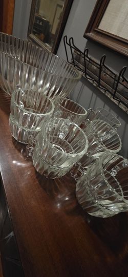 Jeannette Glass "National" Pattern 14 pc Punch Set