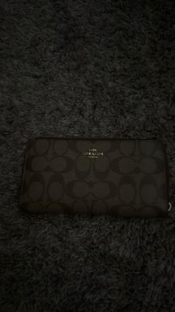 coach women’s  wallet