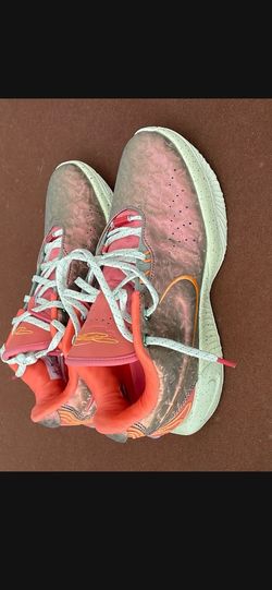 Lebron XXI Coral Queen Conch Size 8 Men’s