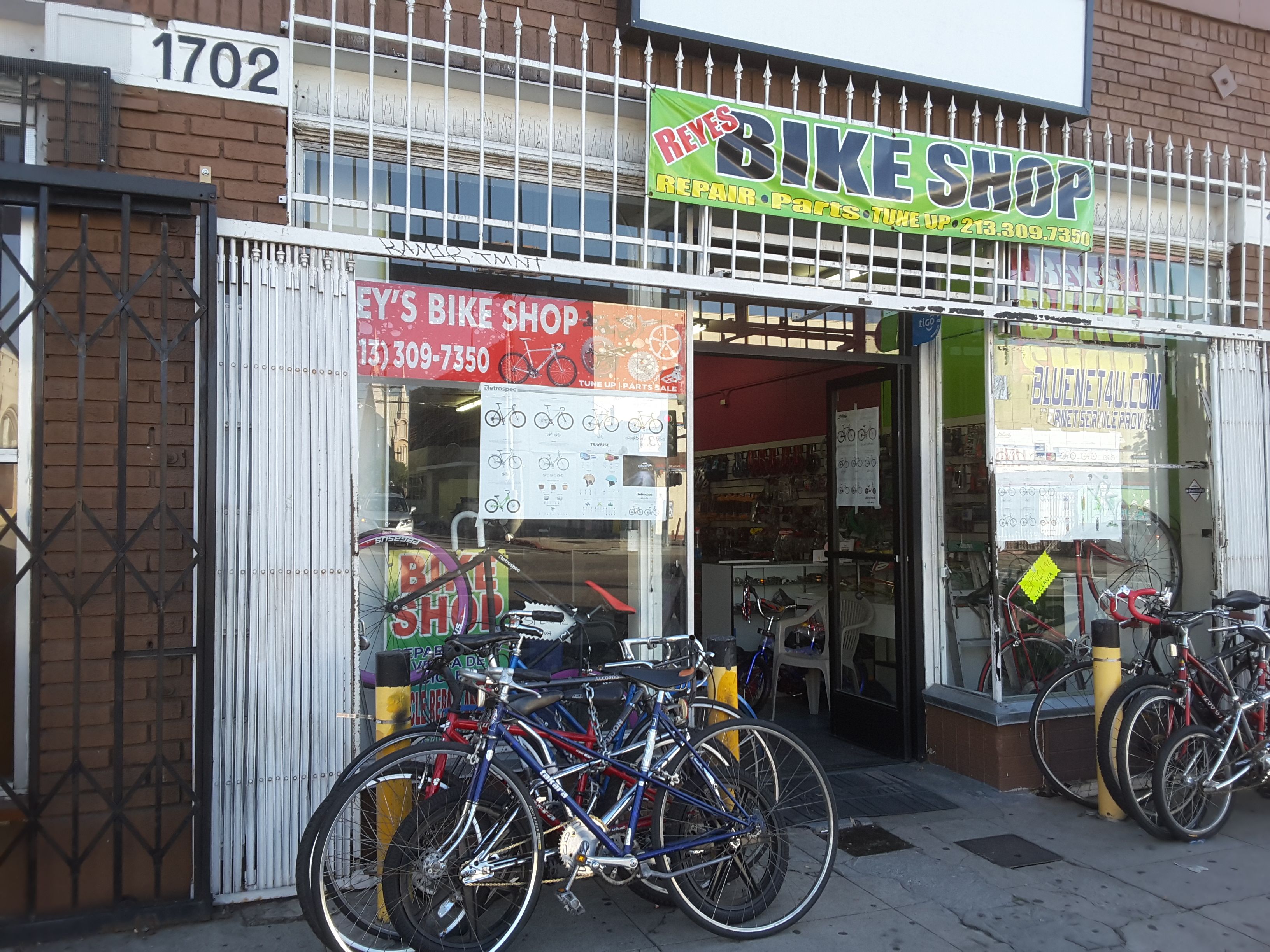REY'S bike shop 1702 Beverly Blvd and union ave $5:00 inner