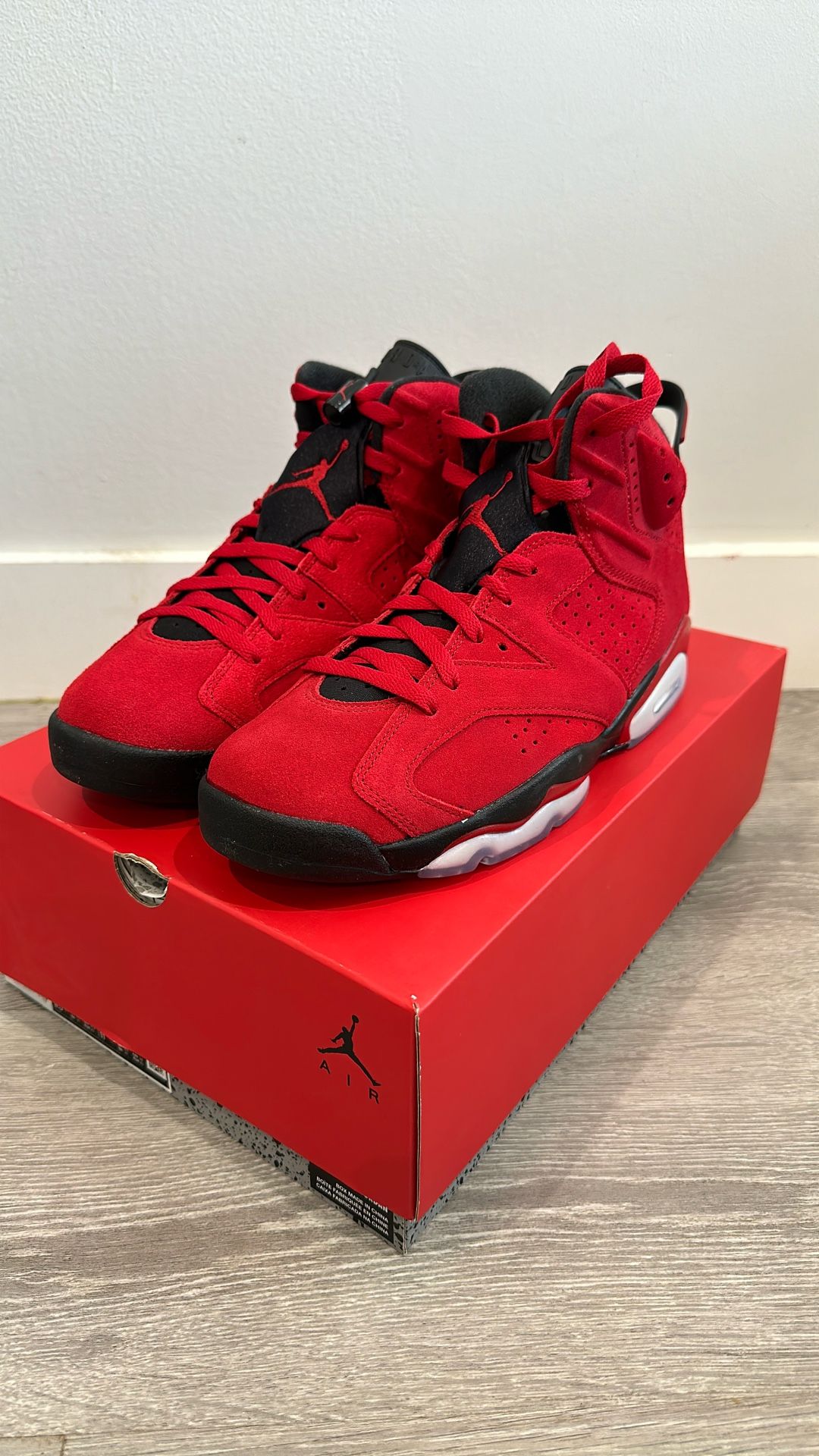 Air Jordan 6 Retro Varsity Red/ Black 9.5
