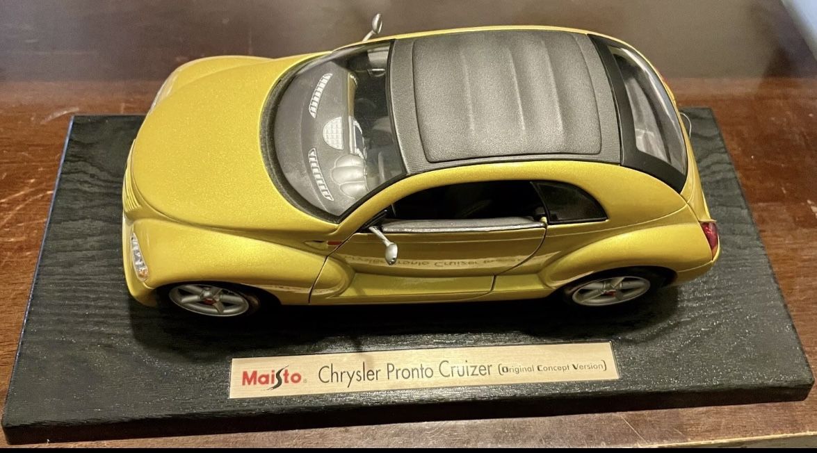 Maisto Chrysler Pronto Cruizer Original Concept PT Cruiser