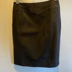 NWOT WHBM White House Black Market Perfect Form Skirt 