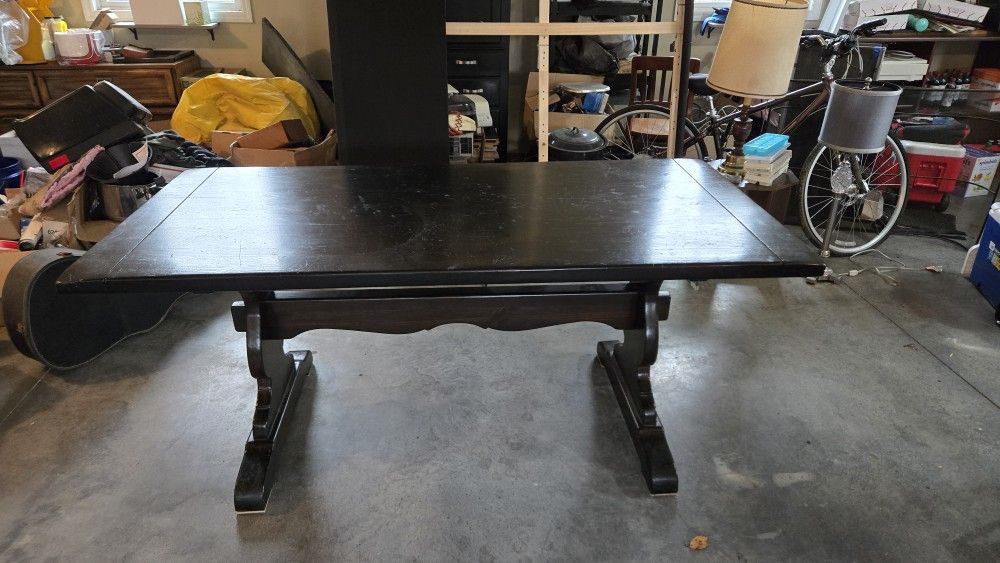 Dining Room Trestle Table 