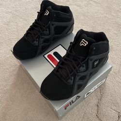 Brand New FILA Revenge Youth Basketball Shoes Size 5.5 Black