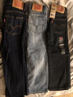 Boys Levi’s size 4 one pair 15 per pair