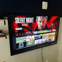 Sony Bravia 52” TV