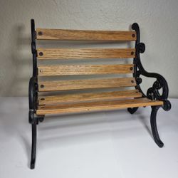 Miniature Wood Wooden Cast Iron Pretend Play Doll Dollhouse Bench Furniture