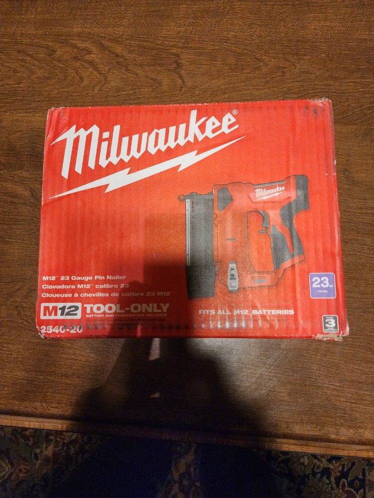 Milwaukee M12 23 Gauge Pin Nailer 2540-20. Tool-Only