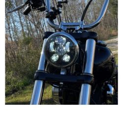 5.75 Round Light For Harleys Or H4 Light Set Up 