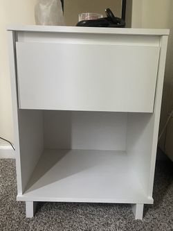 Nightstand 