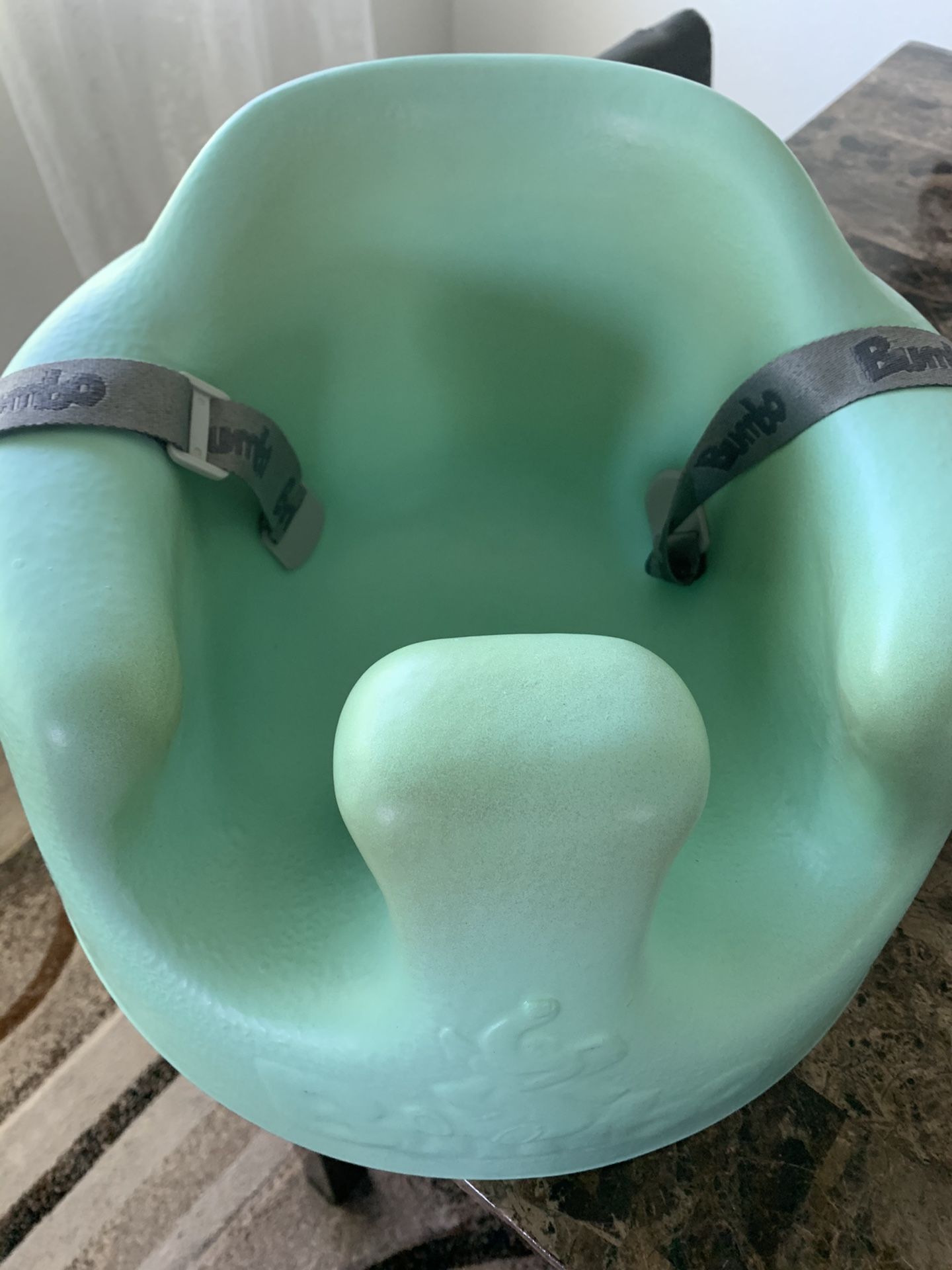 Bumbo seat