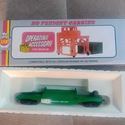 Ho Scale Freight Carrier Train New