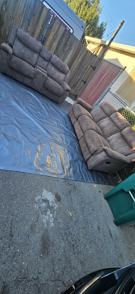 Recliners couches