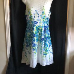 BEAUTIFUL LADIES DRESS Size 10