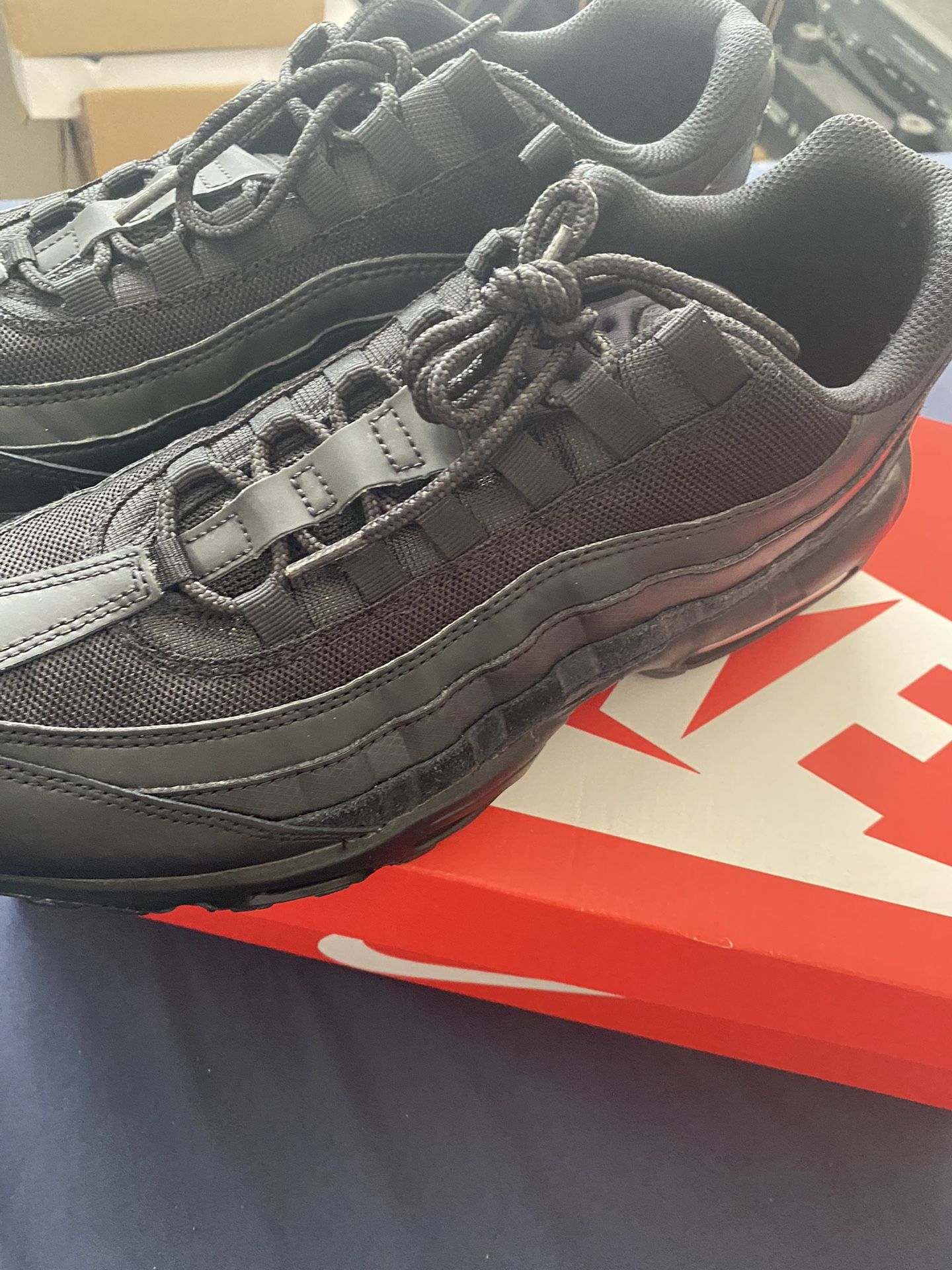 NIKE AIR MAX 95 ESSENTIAL (black/grey) SIZE 12.5