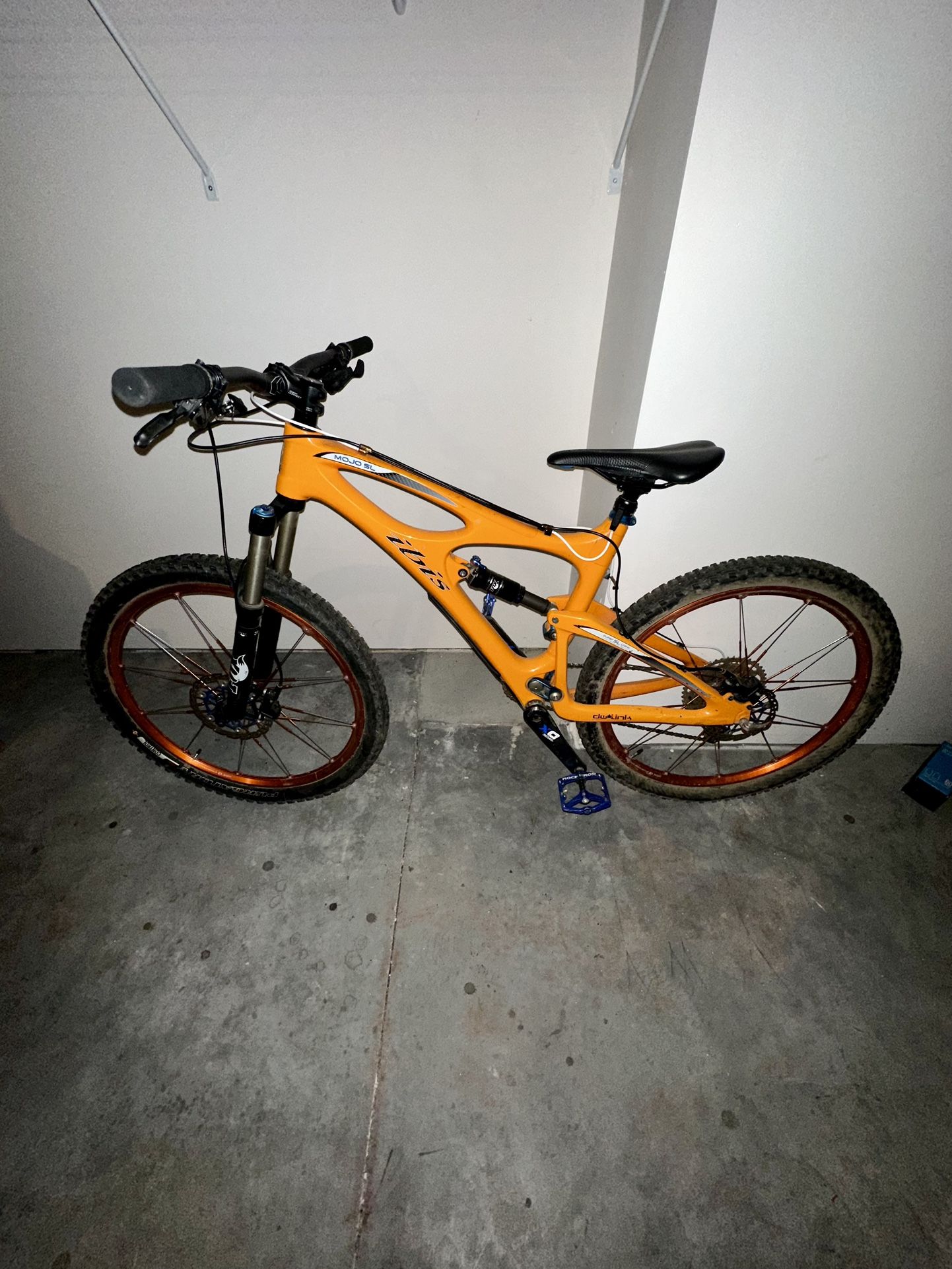 Ibis Mojo Full Suspension mountain Bike