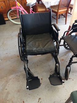 Nice, Good Condition Wheel Chair 