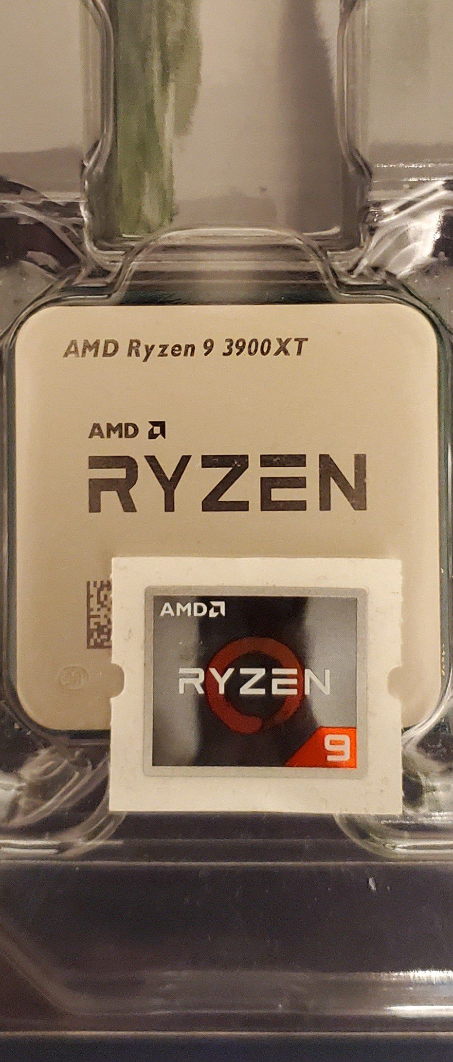 NEW AMD Ryzen 9 3900XT 12 Core Socket AM4 105W 100-100000277WOF Desktop Processor