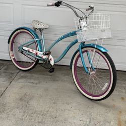 Beautiful Electra 3 Speed Beach Cruiser Bike 