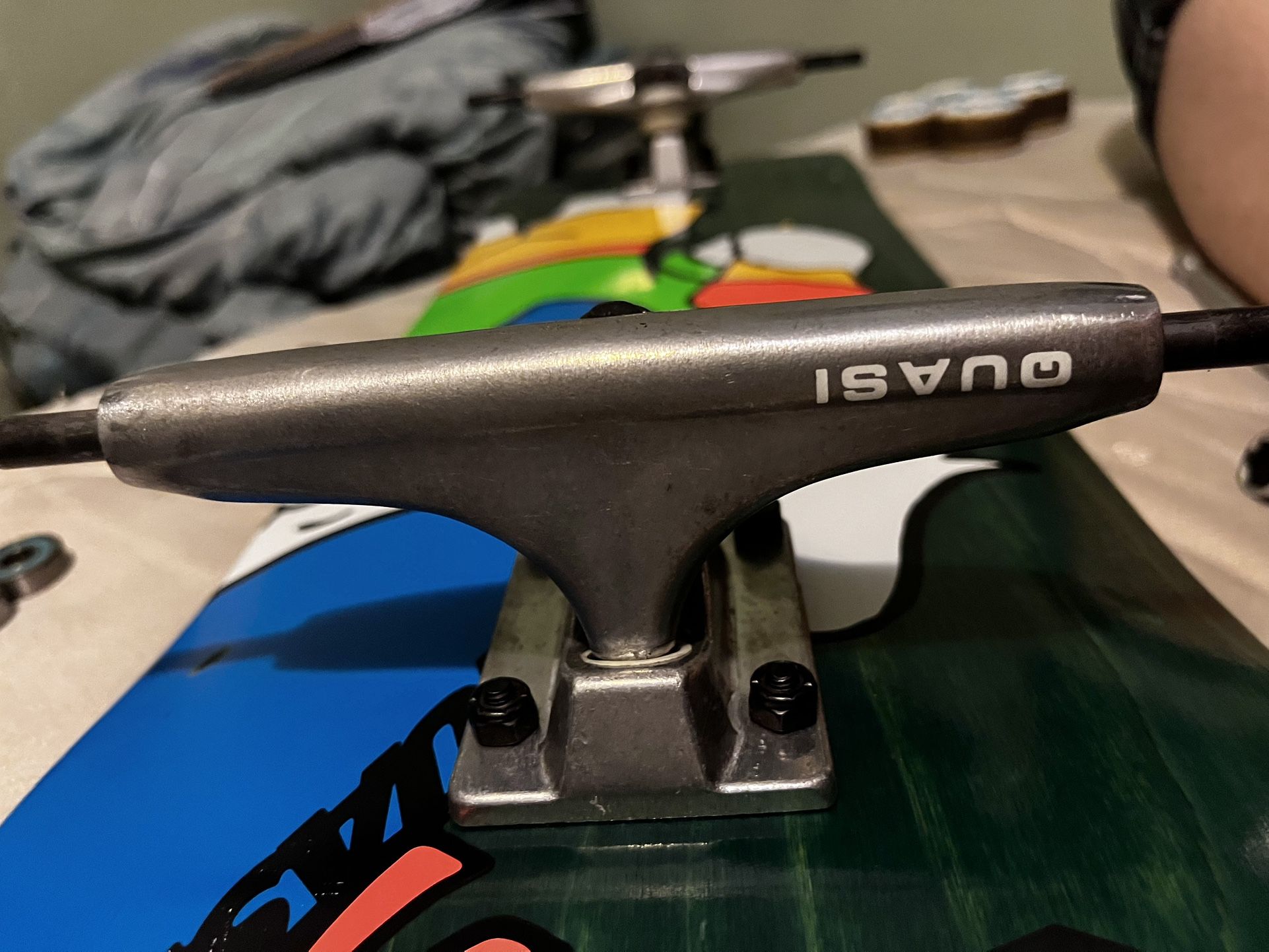 Quasi Skateboard