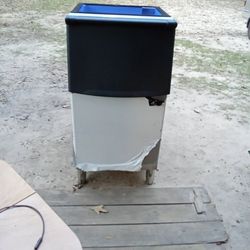 Commercial Ice maker Bin