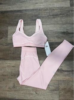 Alo Yoga Pink Sports Bra and Leggings Set