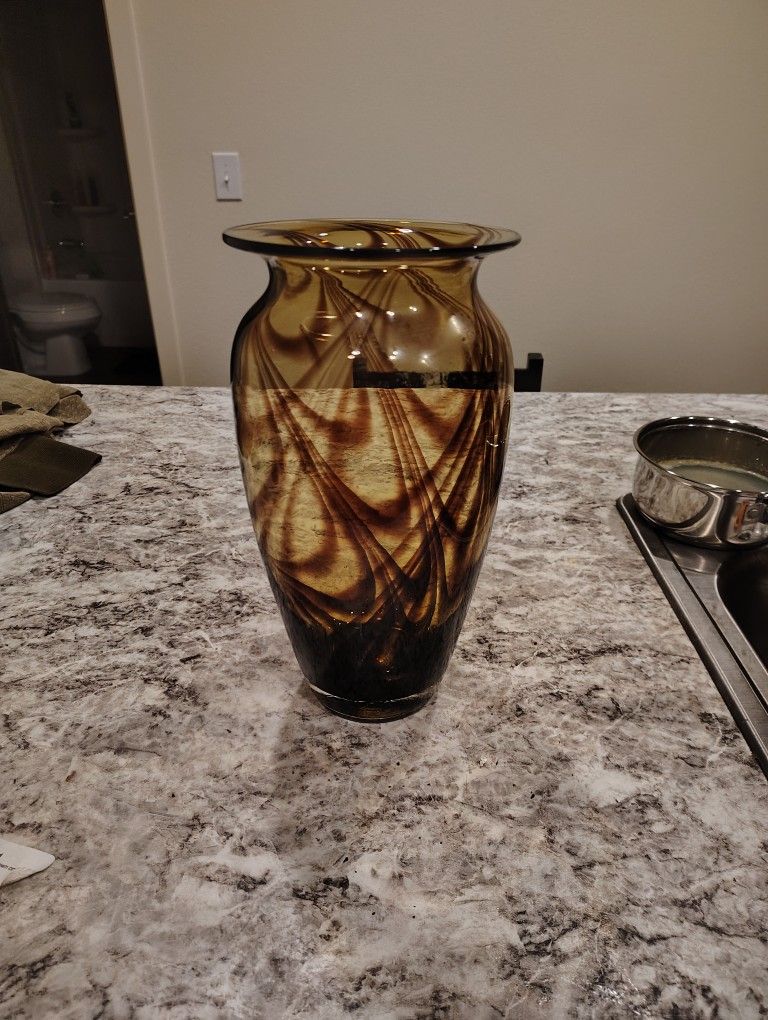 VNTG Italian Art Glass Vase Tortoise Shell Brown , 11.5 Inches Tall