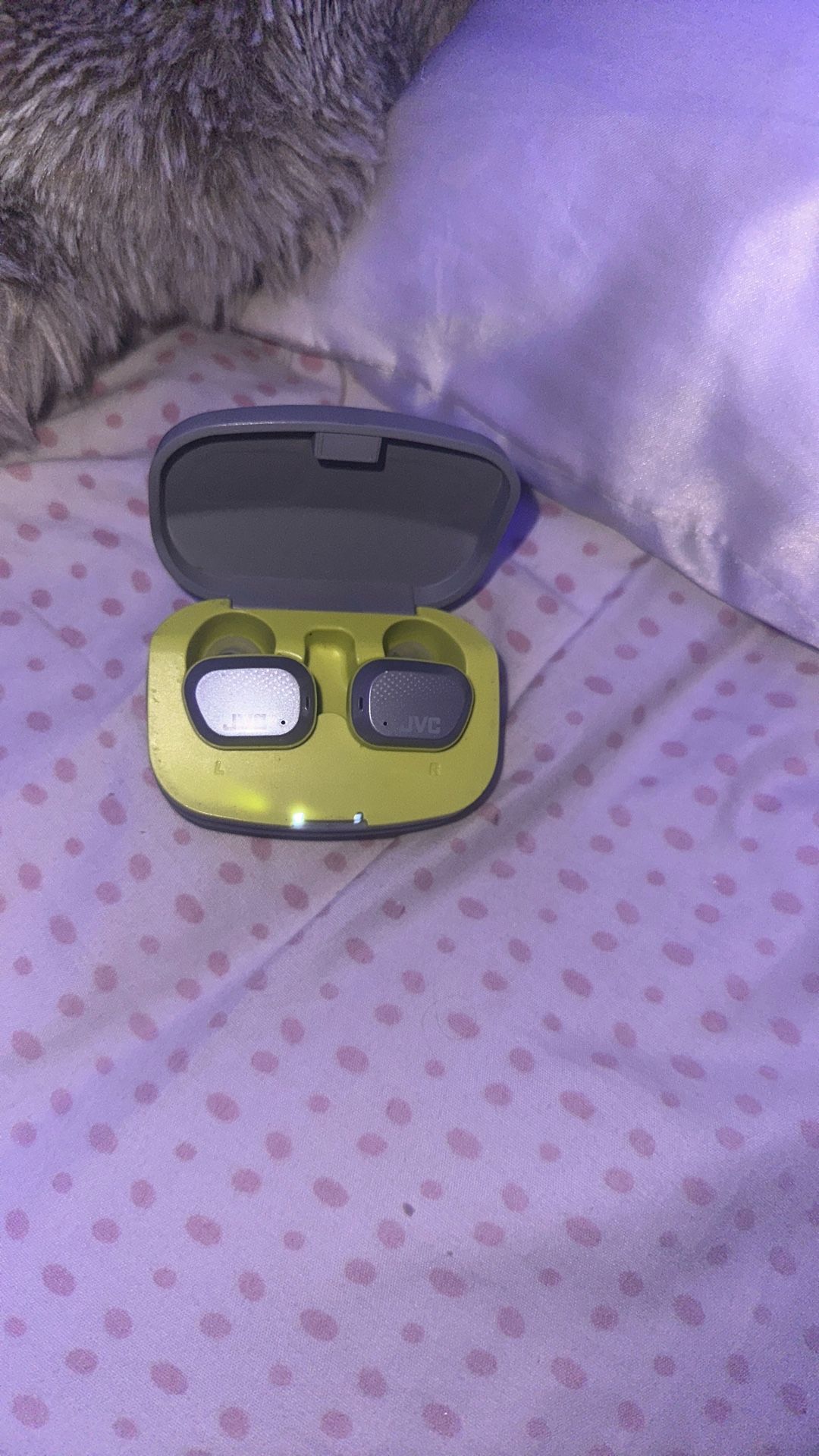 JVC Wireless Earbuds 