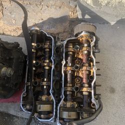 Toyota Engine Parts 3.0 2003’ Heads And Engine Parts For Sale
