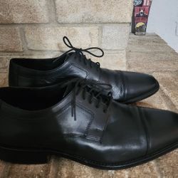 Murphy Dress Shoes Size 12  Men's 