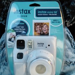 Instax FujiFilm Portable Camera 