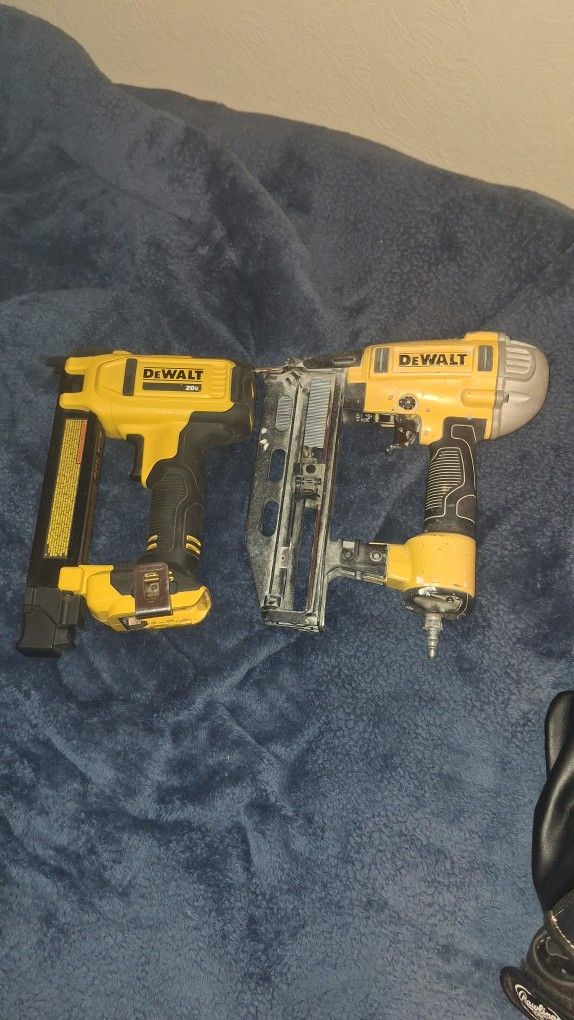 nail gun staple gun dewalt