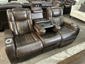 Cenova Leather Dual Power Reclining Sofa Couch Including Headrest Usb Storage Floor Model New On Sale delivery Available for Sale in Jacksonville FL OfferUp