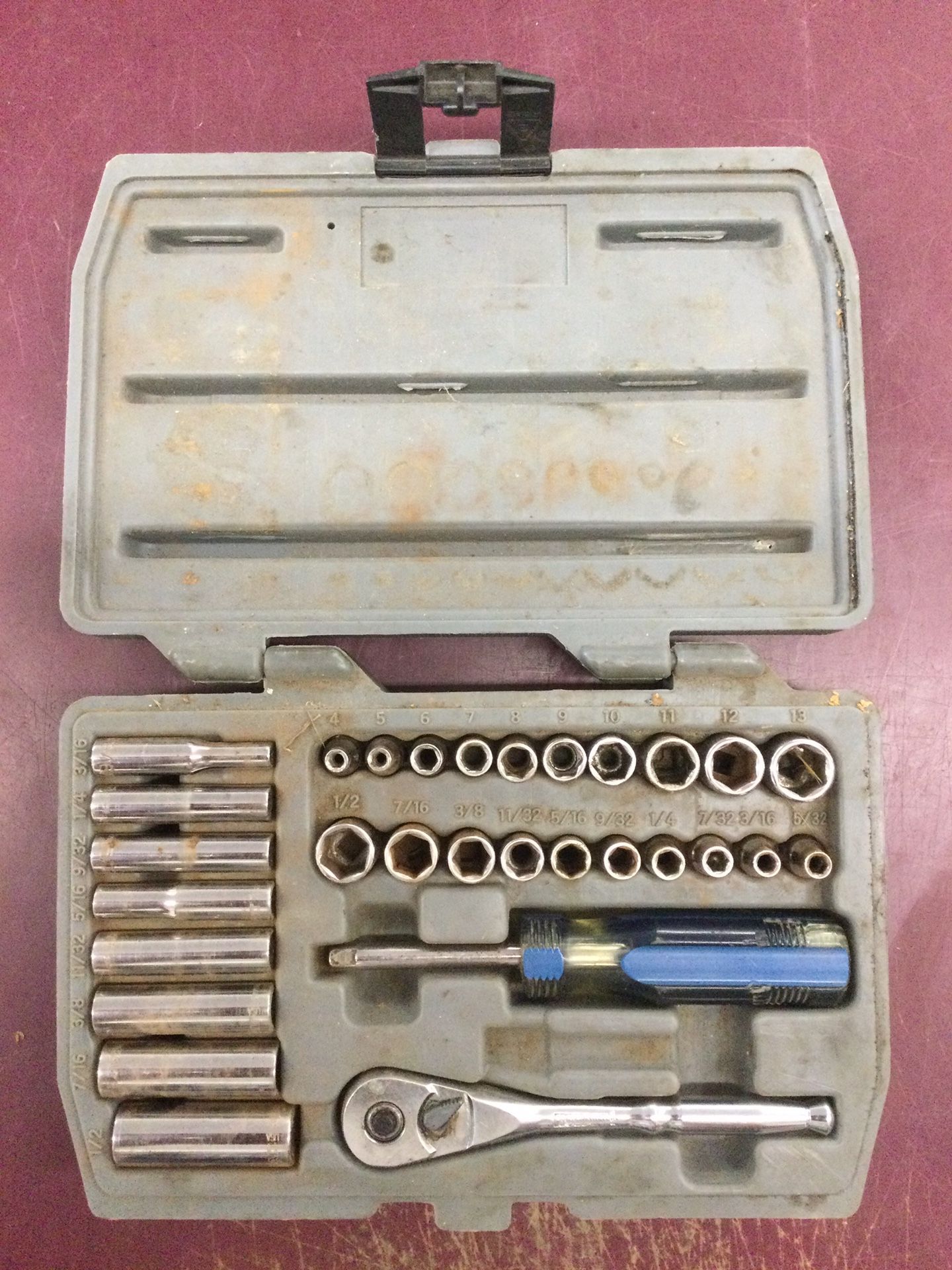 @ KOBALT SMALL SOCKET SET 1/4” DRIVE METRIC (MM) + STANDARD (SAE) DEEP / SHALLOW