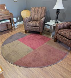 Area rug--90" diameter
