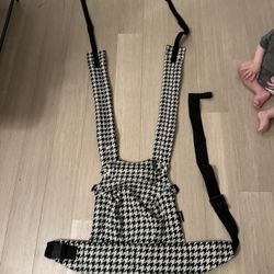 Perfect Condition Portier limitless Baby Carrier Located At Germann And Ellsworth 