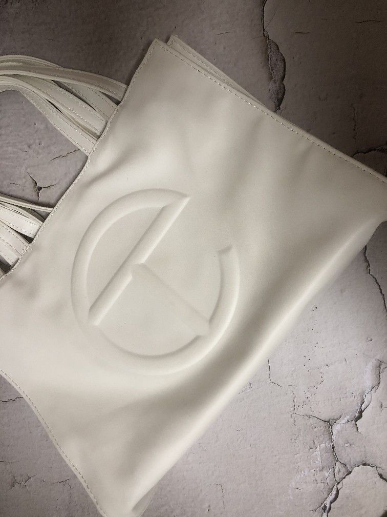 Medium telfar shopping white bag			
