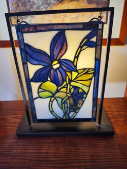 Lovely Tiffany-Style Lead Glass Panel Light
