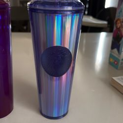 Starbucks Cups 