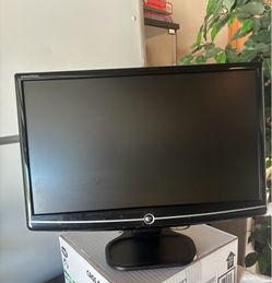 eMachines Widescreen LCD Computer Monitor