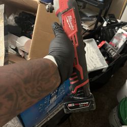 Milwaukee Multi Tool